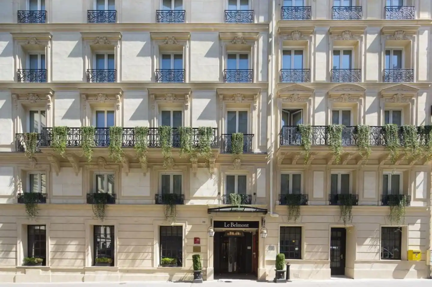 Le Belmont Champs Elysees Aussenansicht