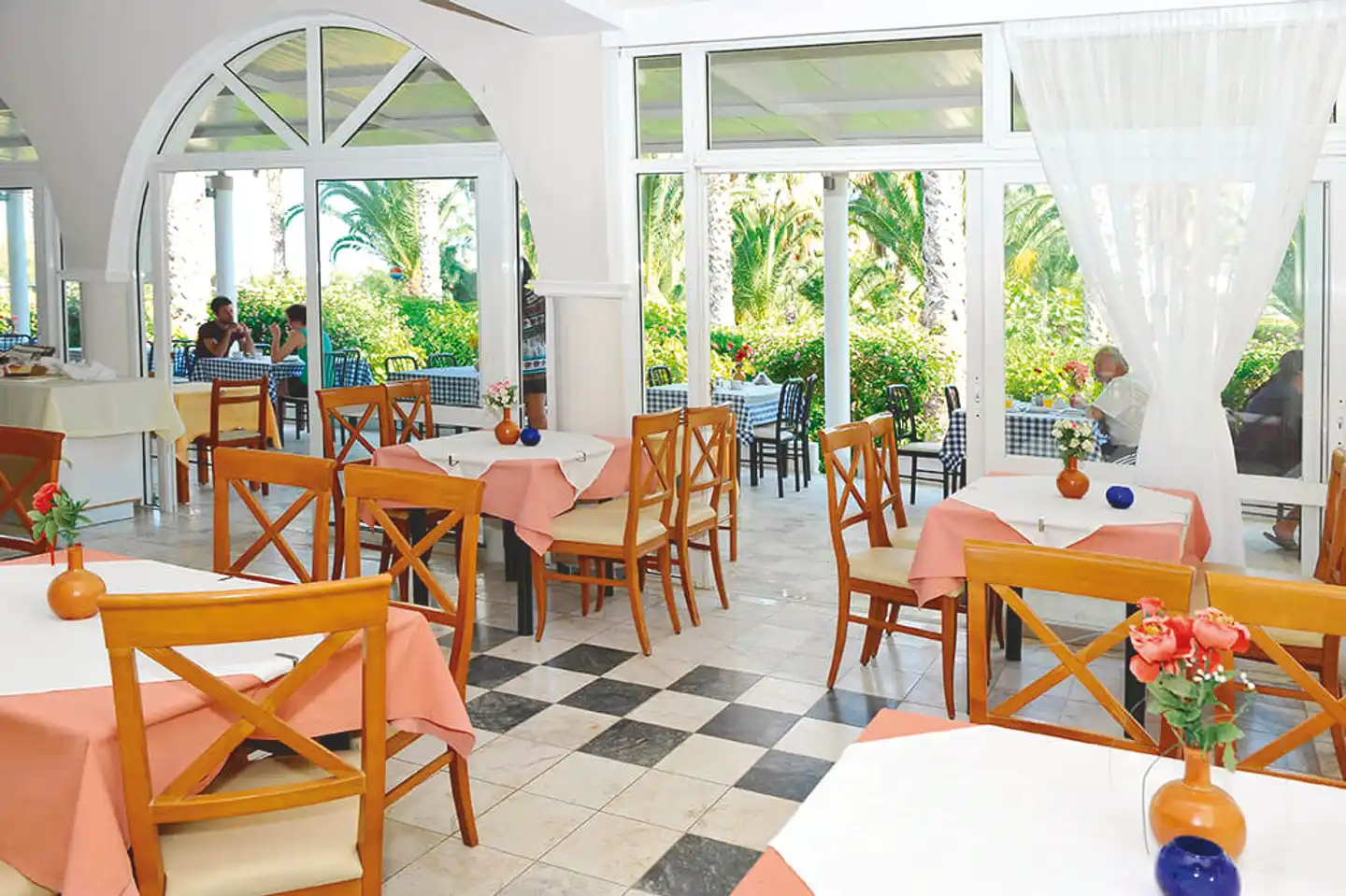 Cavo D'oro Restaurant