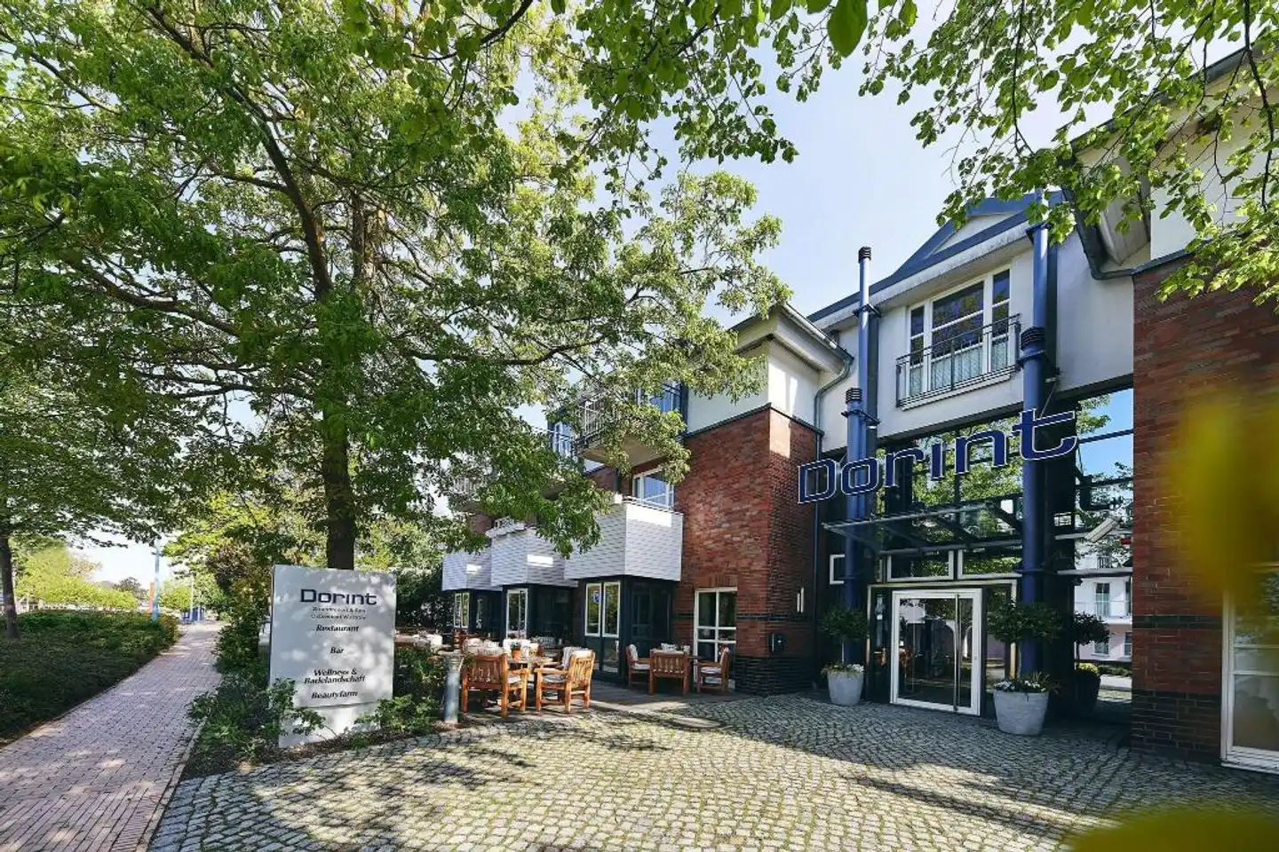 Dorint Strandresort & Spa Ostseebad Wustrow Aussenansicht