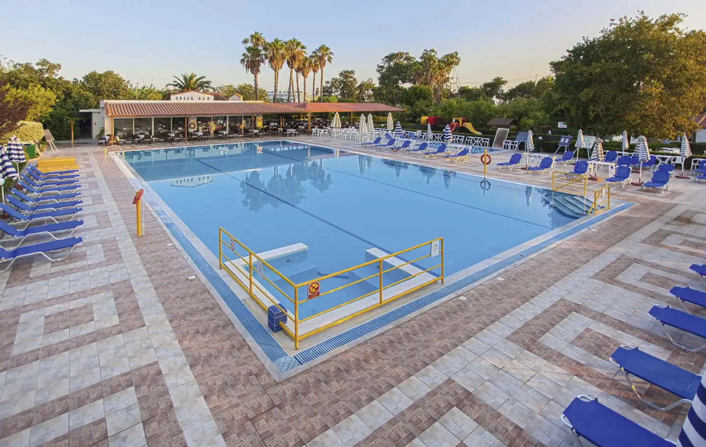 Continental Palace Pool