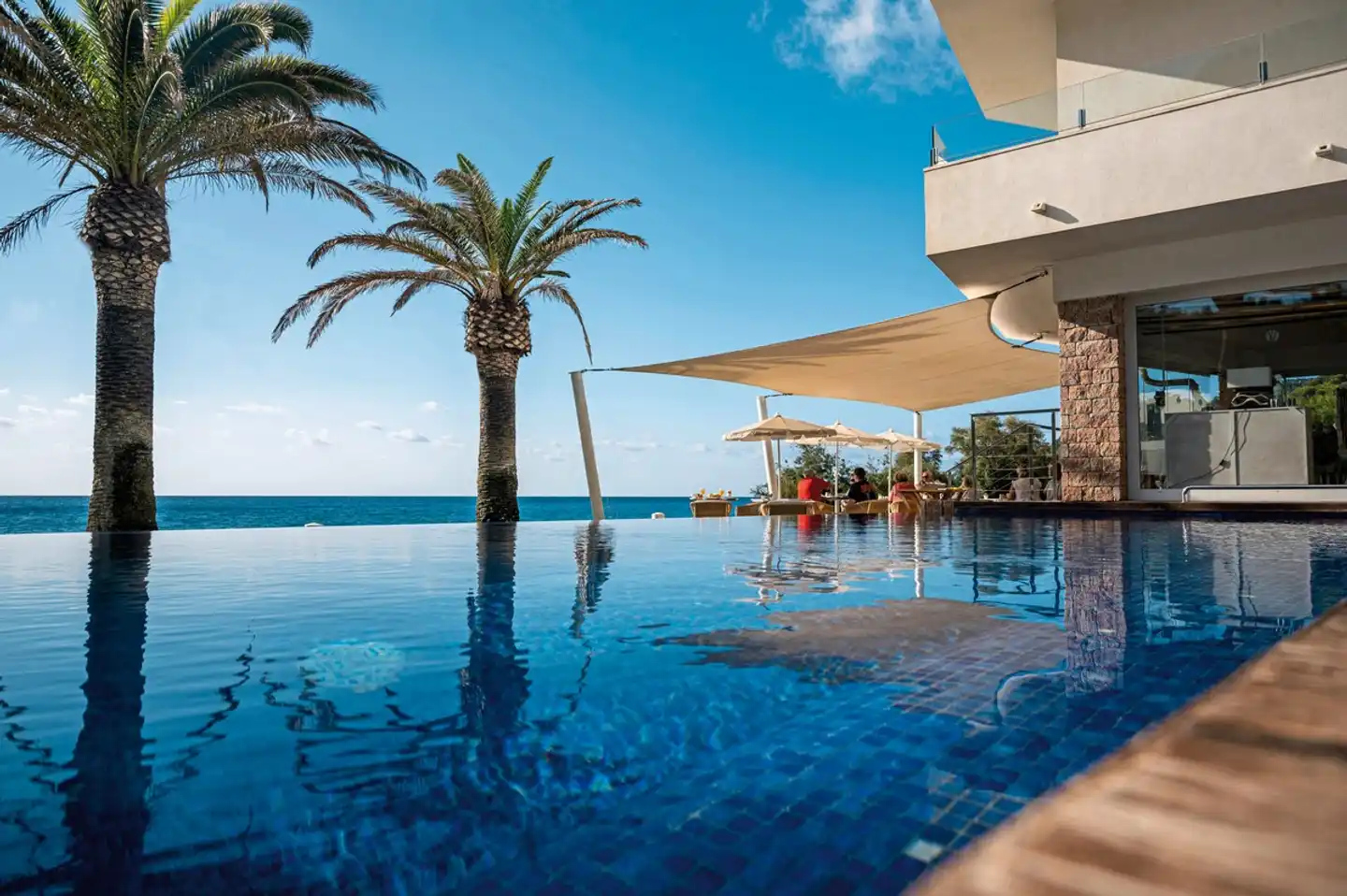 Melbeach & Spa Pool