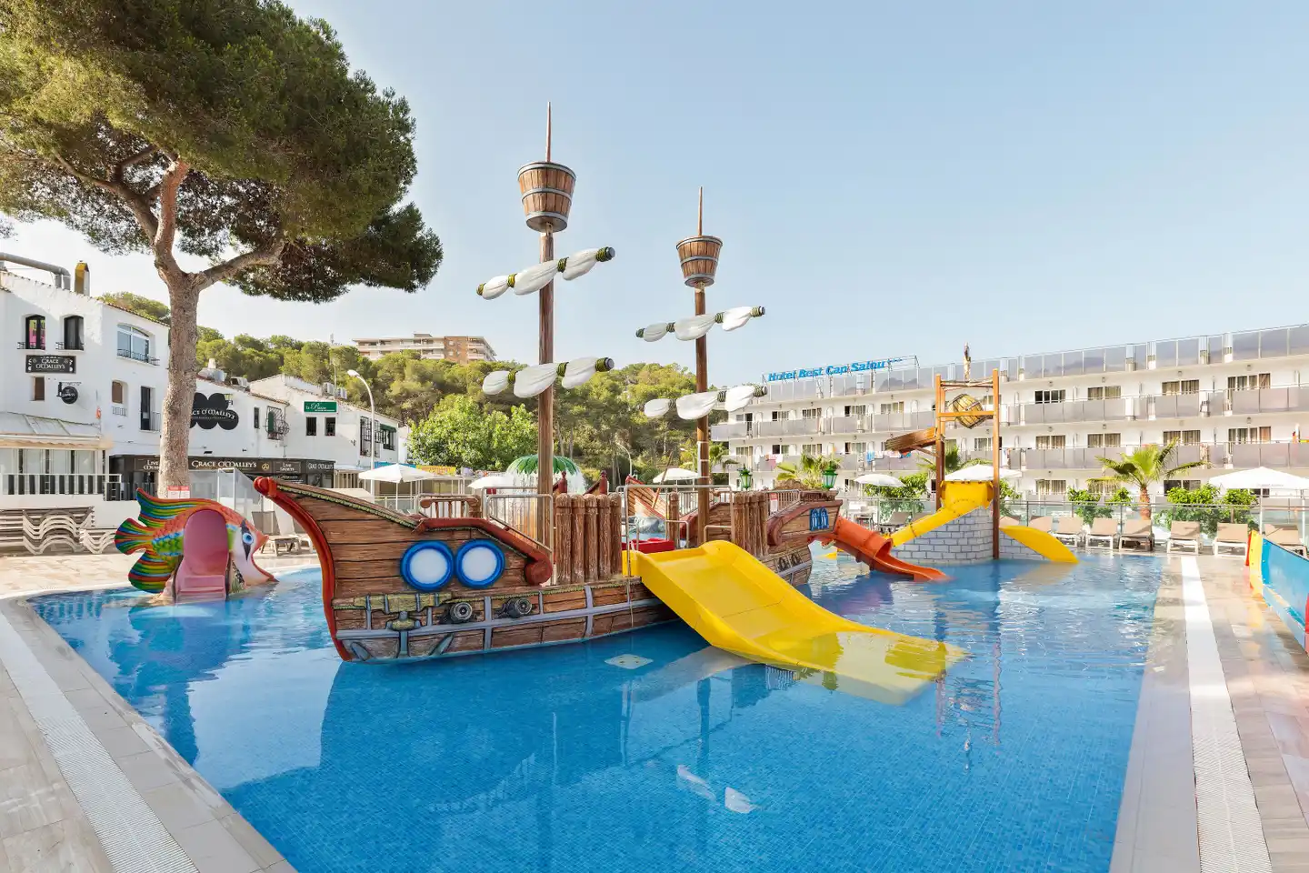 Best Cap Salou Pool