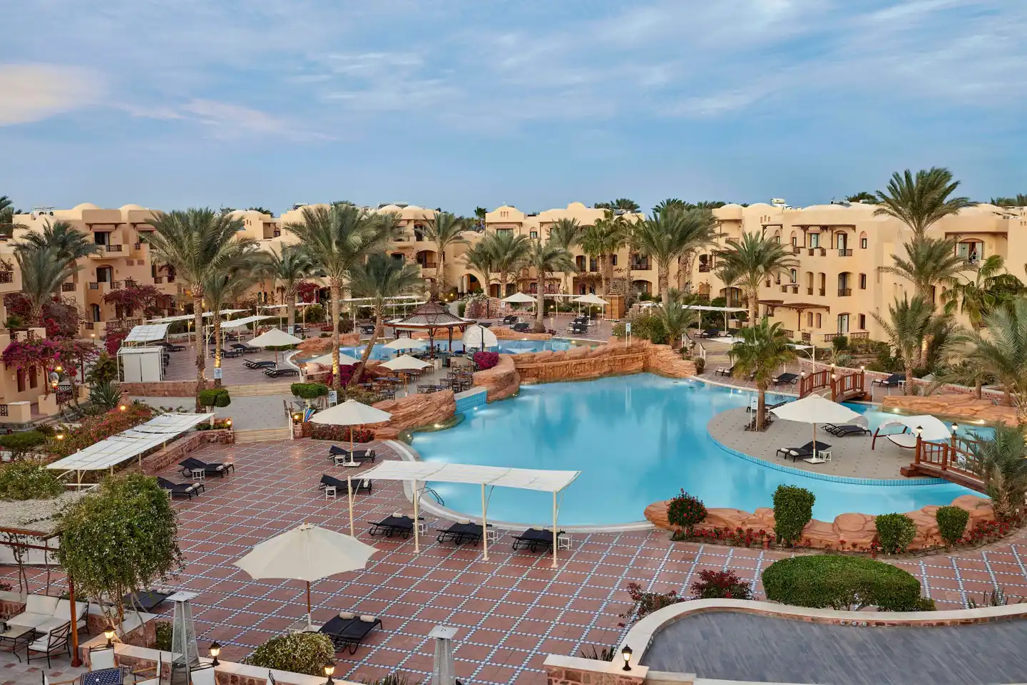 Steigenberger Coraya Beach Pool