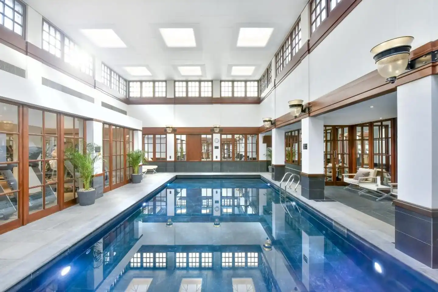 The Savoy Hallenbad