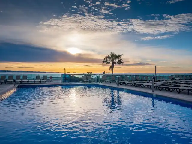 Golden Donaire Beach Pool