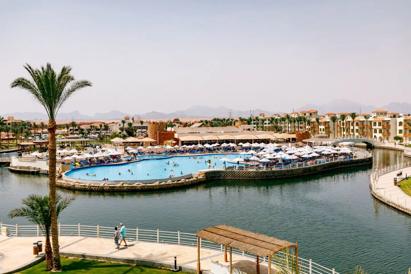 Pickalbatros Dana Beach Resort Aussenansicht