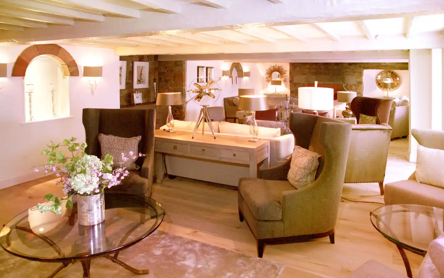 Hotel La Place Lobby