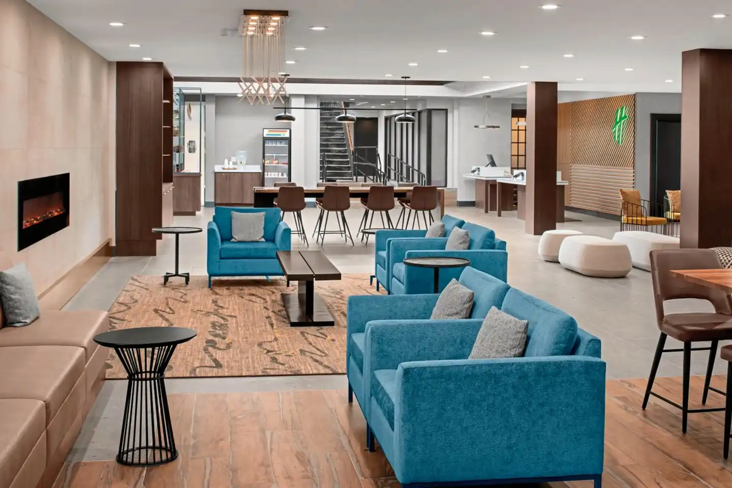 Holiday Inn Hasbrouck Heights - Meadowlands Lobby
