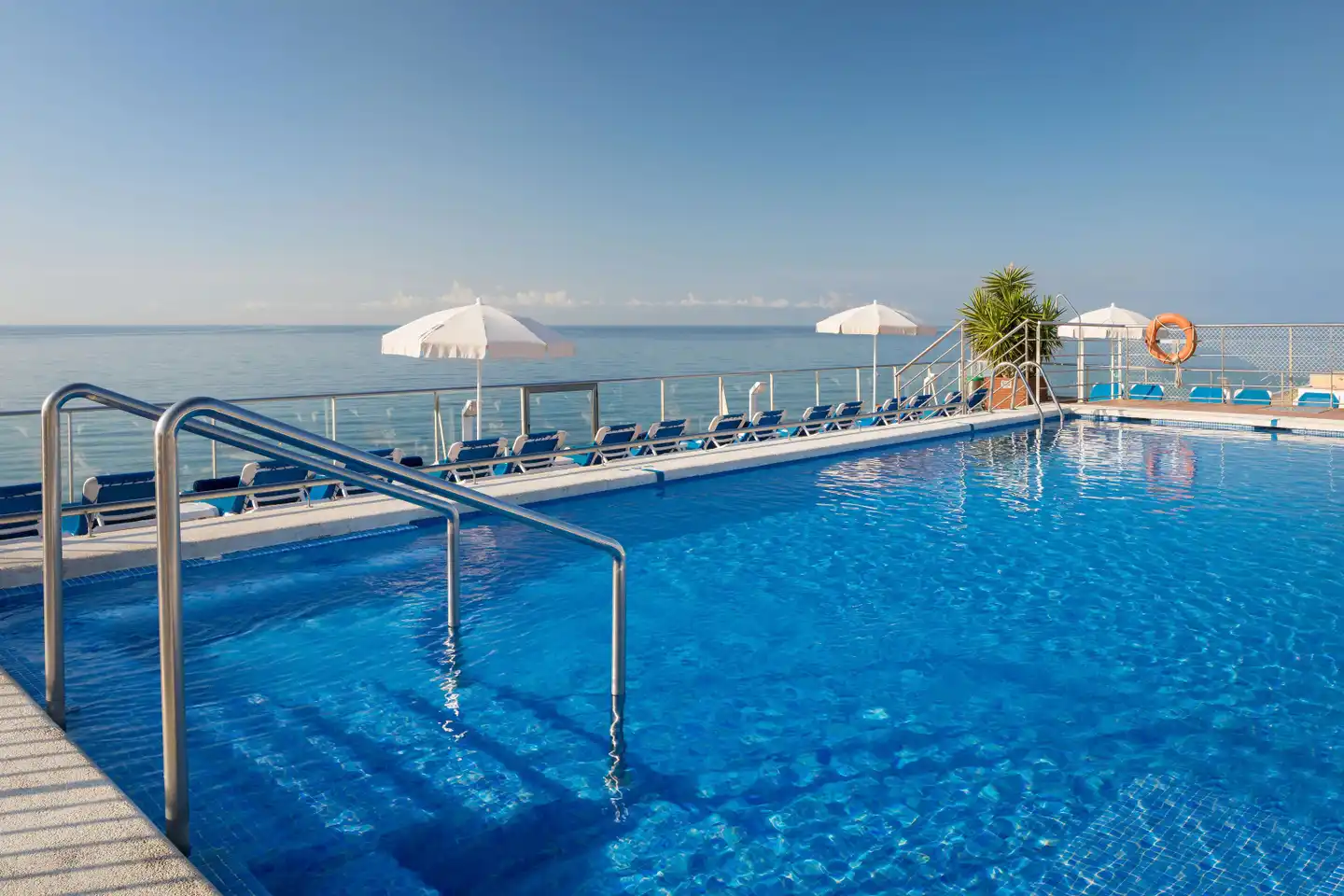 htop Pineda Palace POOL