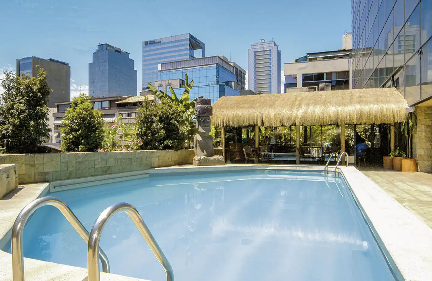 Almacruz Pool