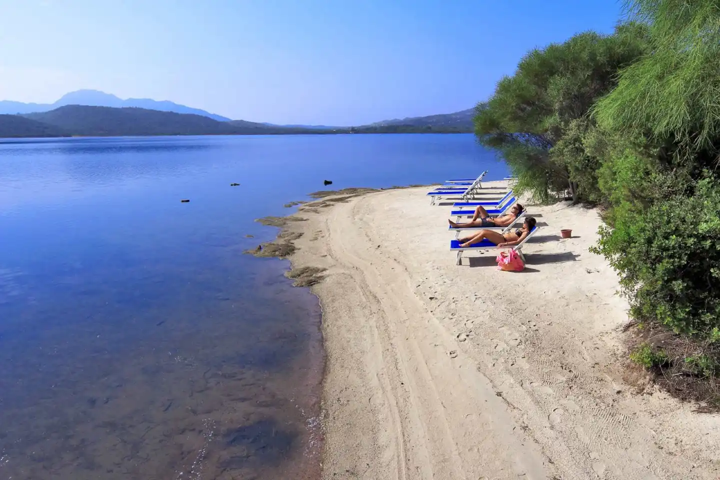 Colonna Du Golf BEACH