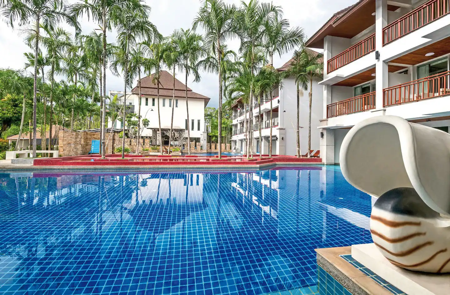Lanta Sand Resort & Spa Pool
