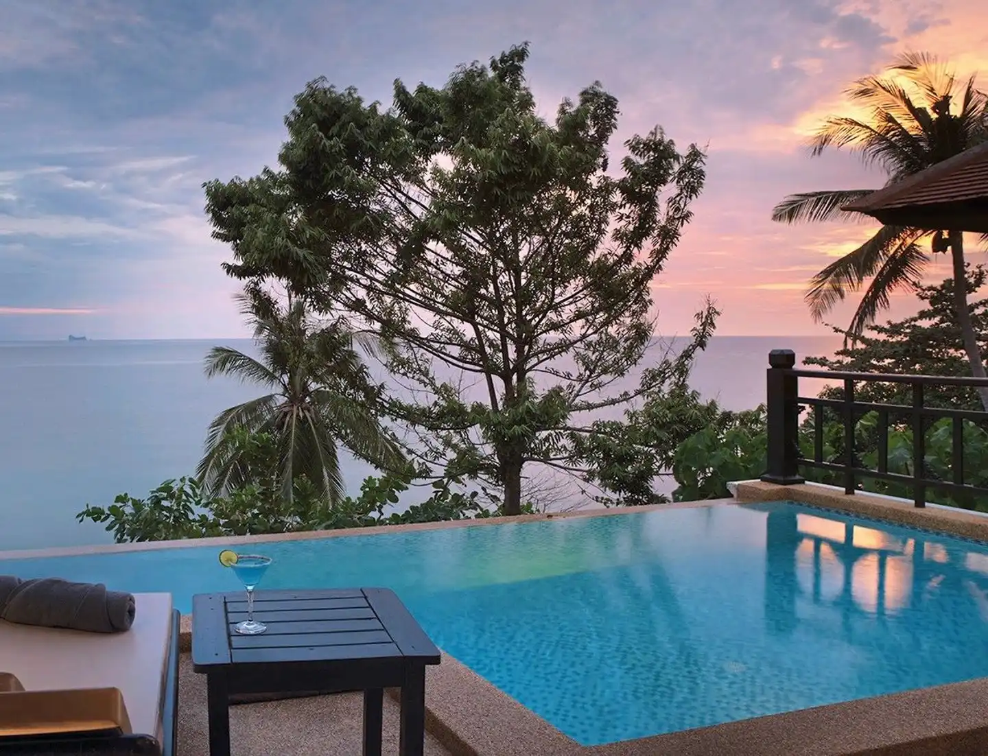 Rawi Warin Resort & Spa Pool