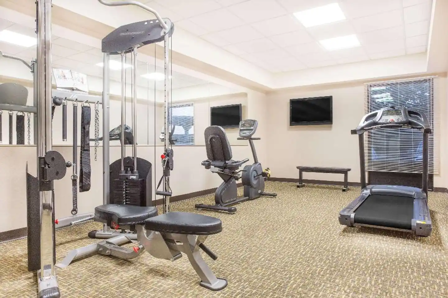 Baymont by Wyndham Augusta West Sport und Entertainment