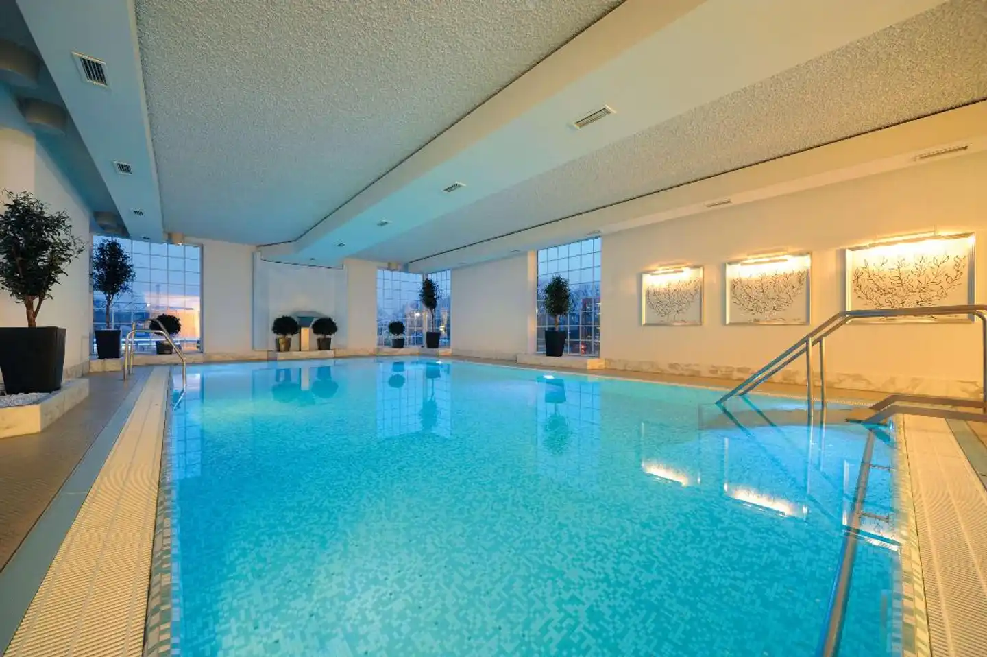 Best Western Premier Parkhotel Kronsberg Hallenbad