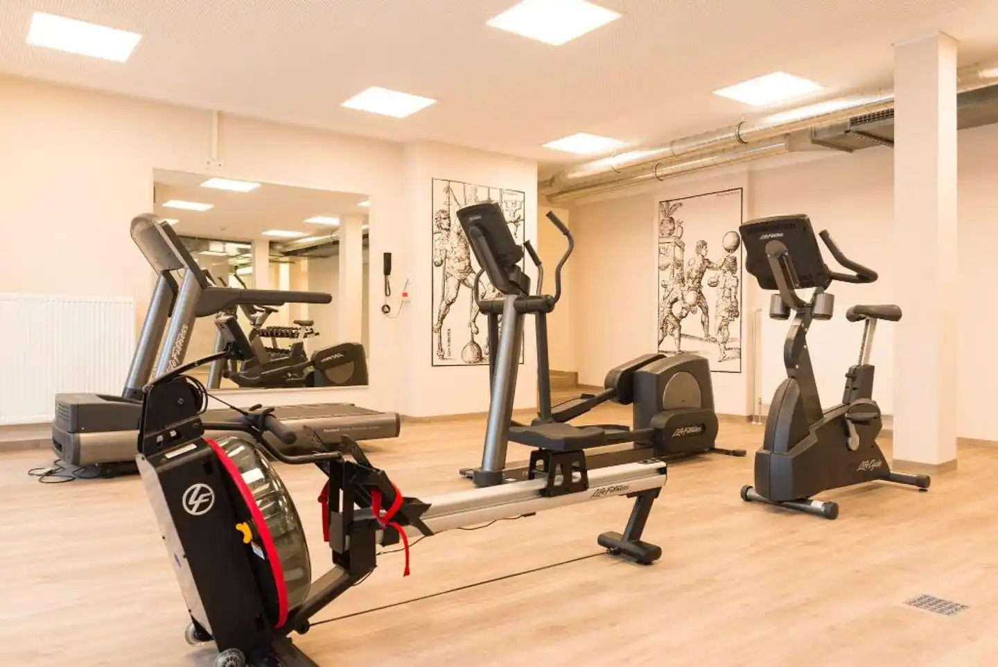 Loew's Merkur Sport und Entertainment
