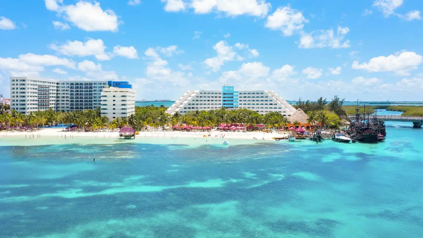Grand Oasis Palm Aussenansicht