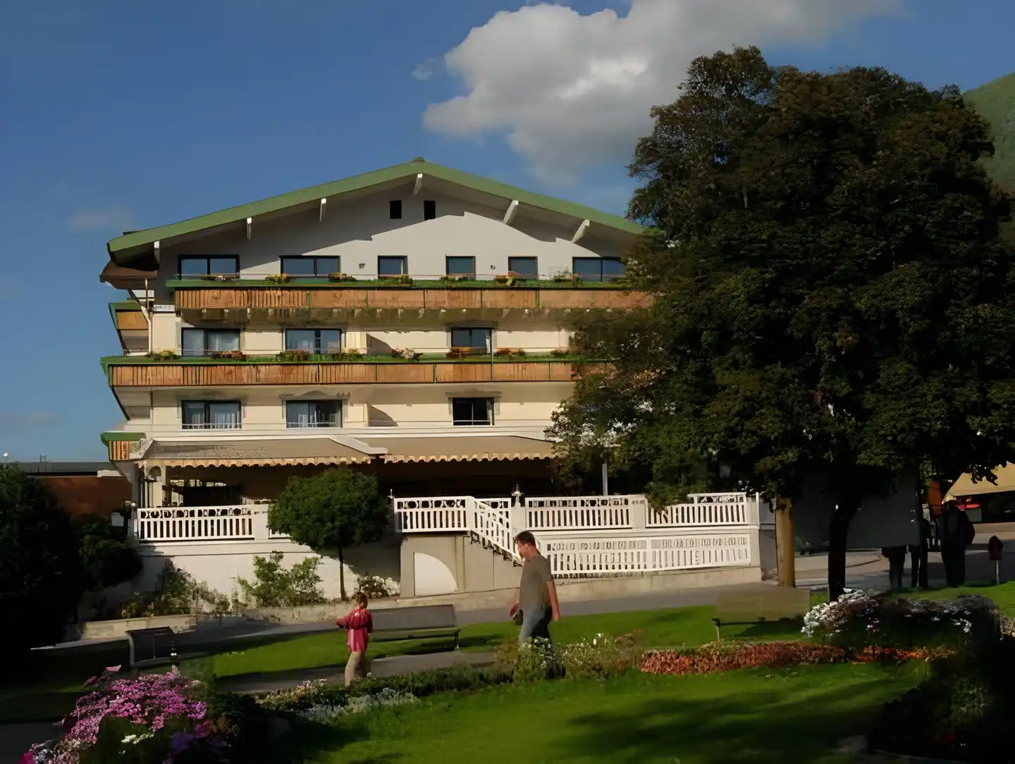 Haller's Post Hotel Aussenansicht