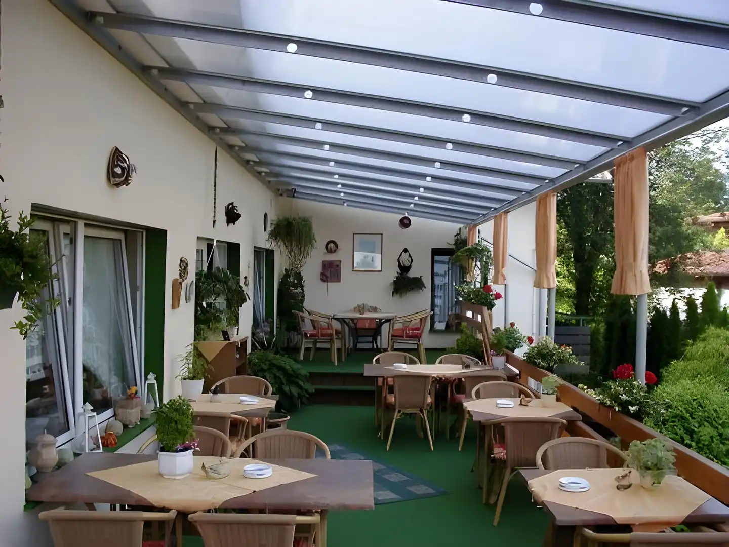 Trollinger Hof Terrasse
