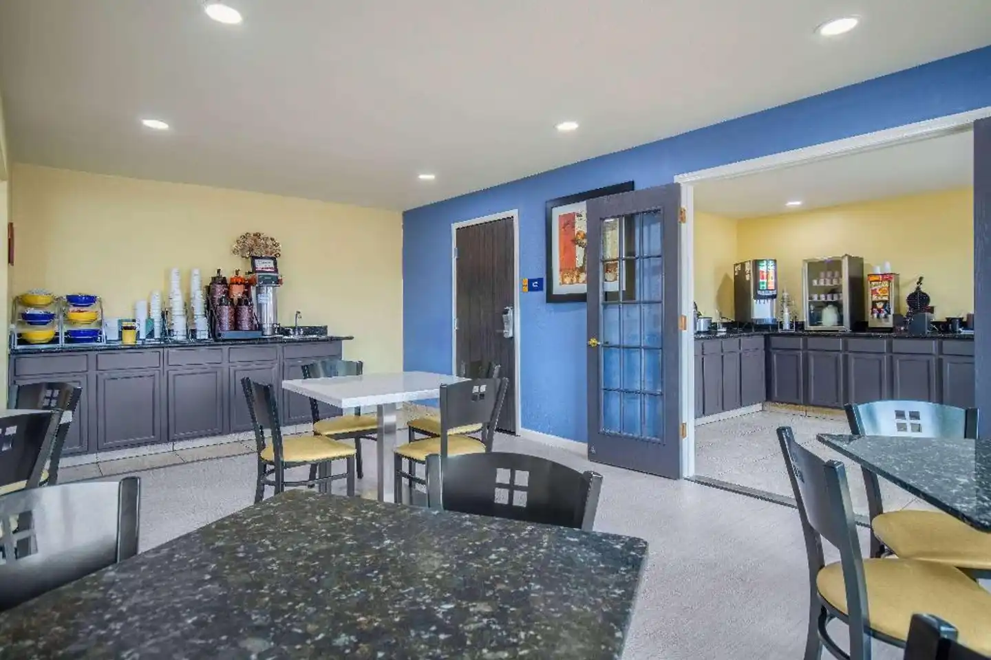 Days Inn & Suites by Wyndham Waterloo Wohnbeispiel