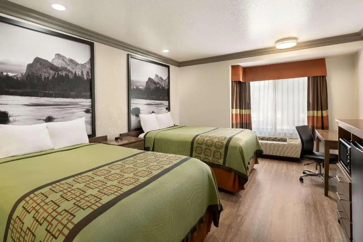 Super 8 by Wyndham Santa Clarita/Valencia Wohnbeispiel