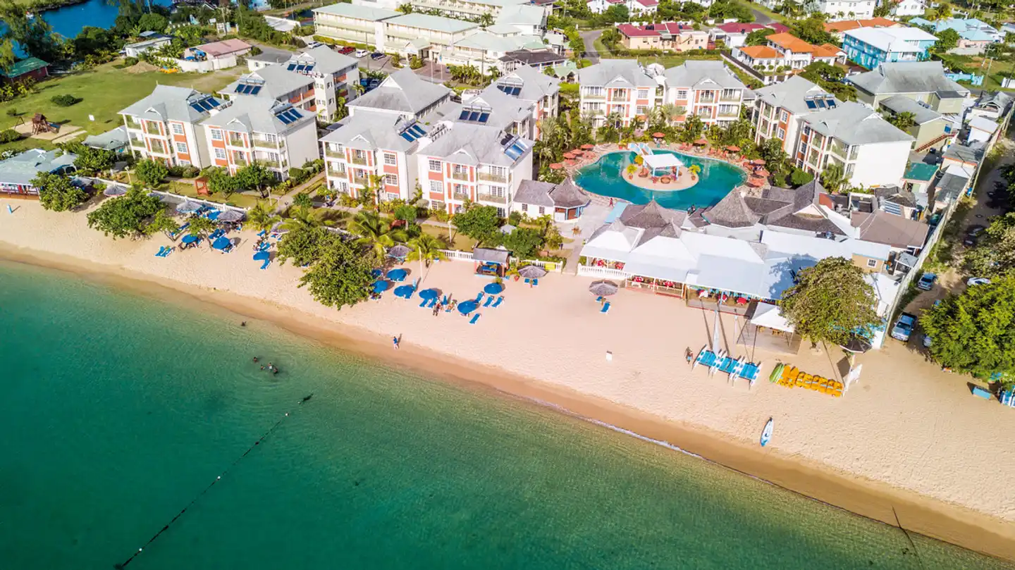 Bay Gardens Beach Resort & Spa Aussenansicht