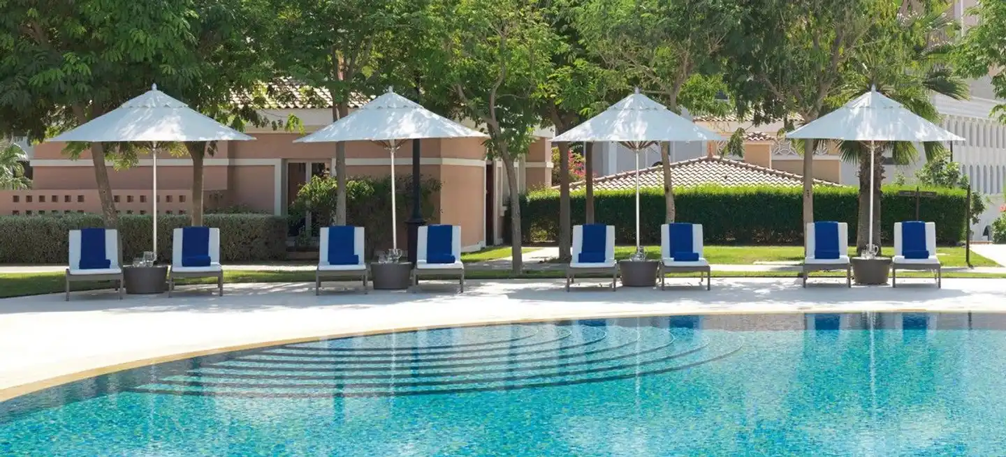 The Ritz-Carlton Abu Dhabi, Grand Canal Pool