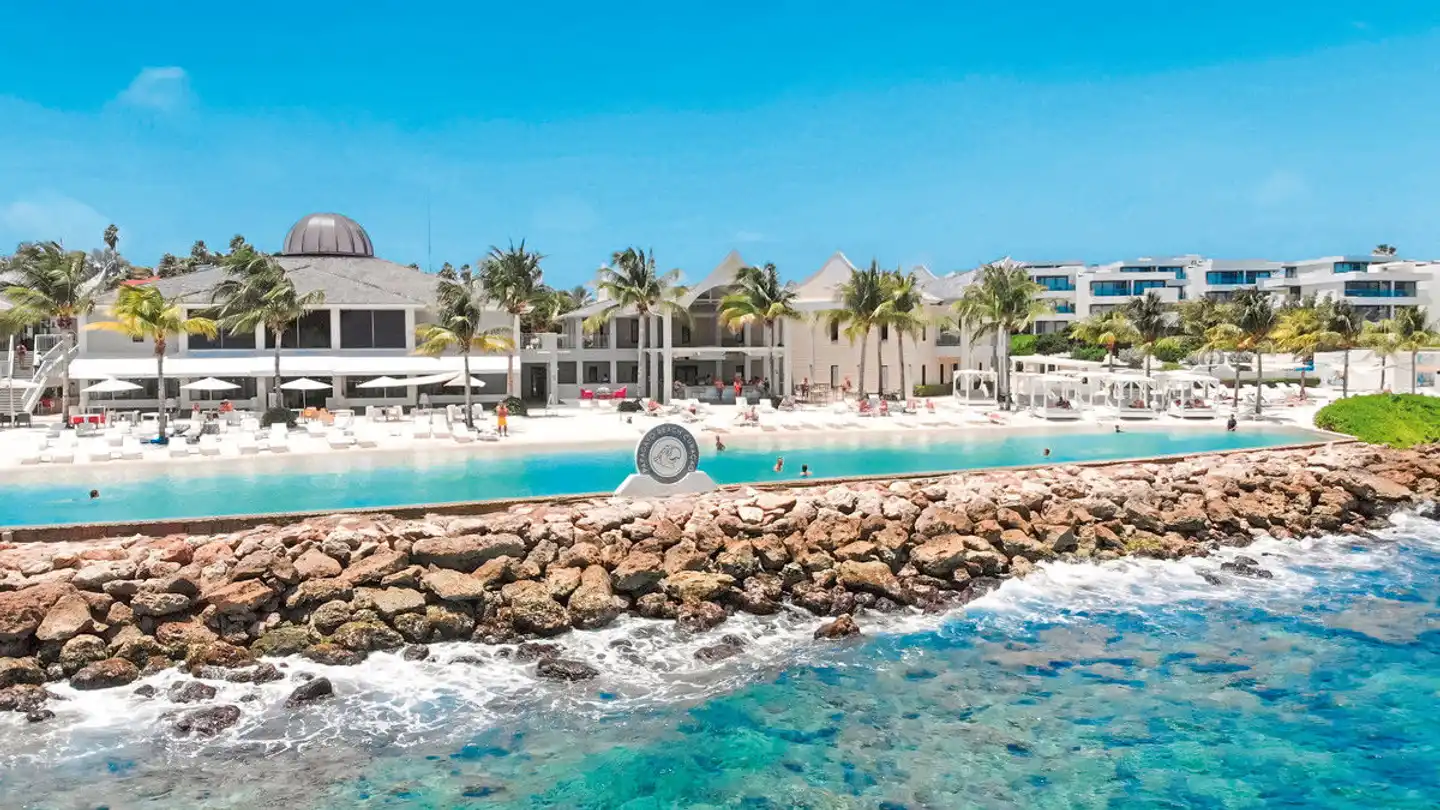 Papagayo Beach Hotel Pool