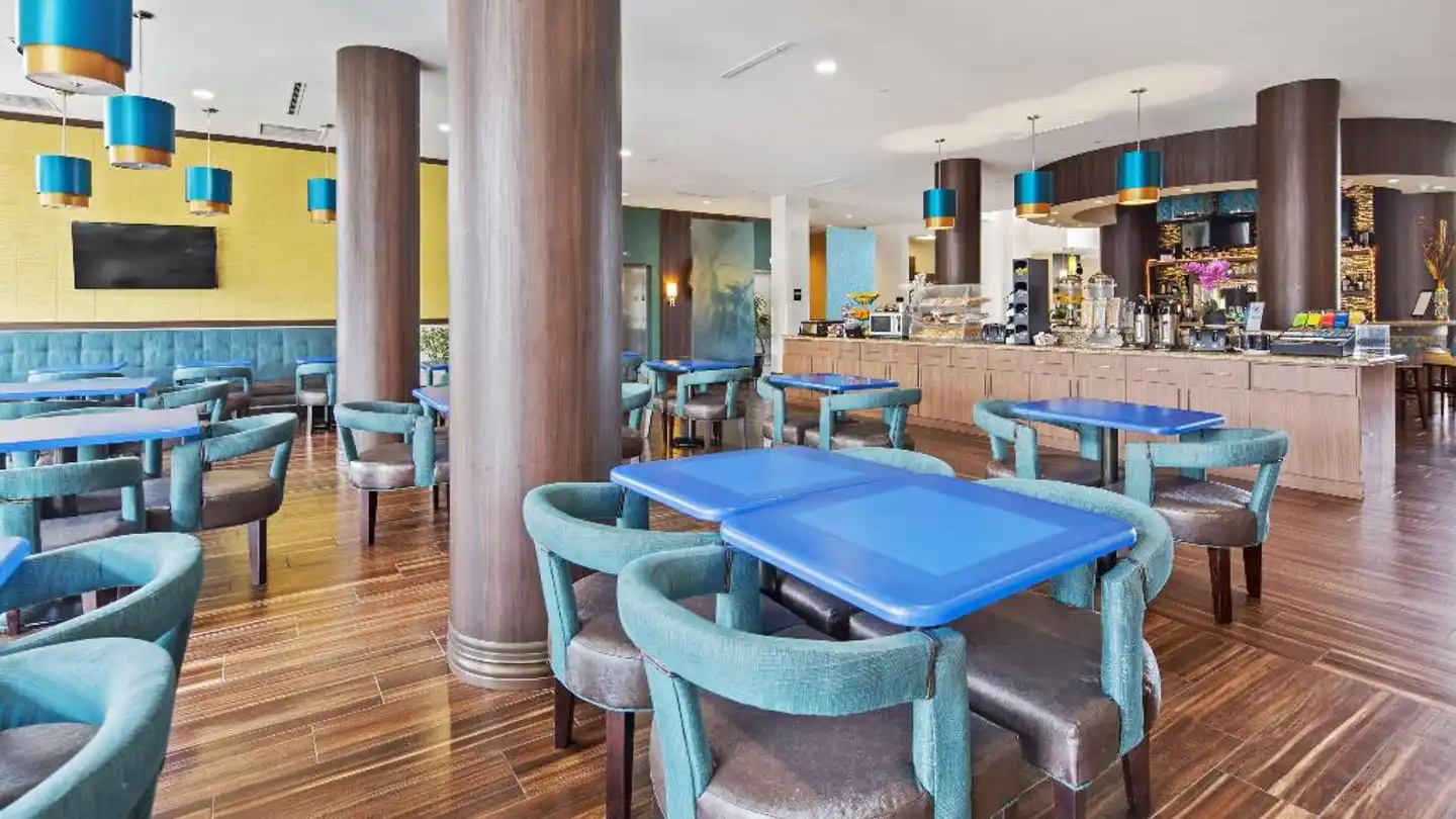 Best Western Plus Kendall Airport Hotel & Suites Lobby