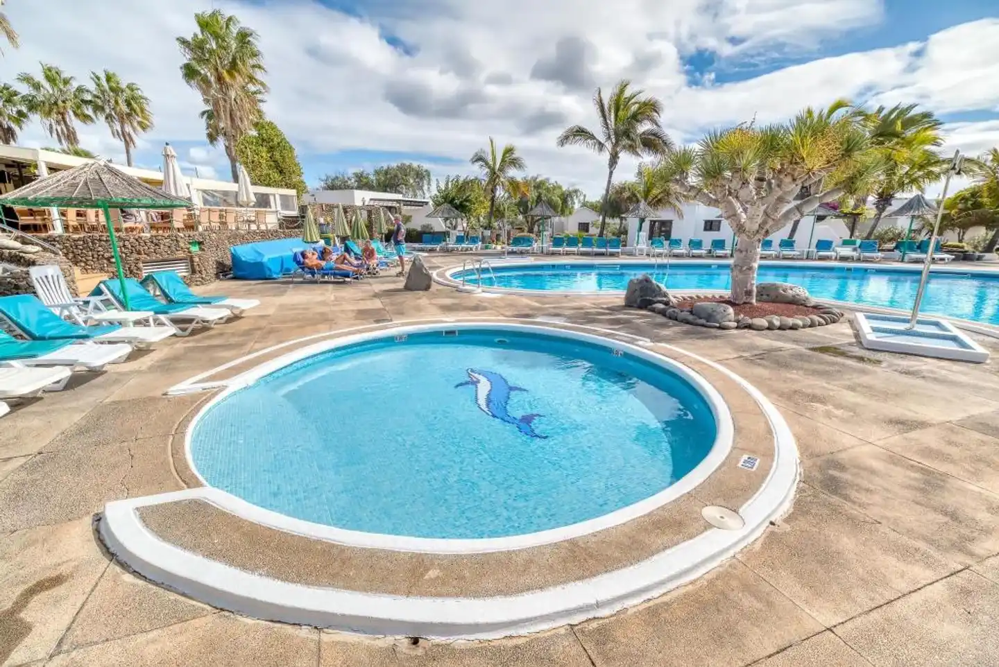 Ona Las Brisas Pool