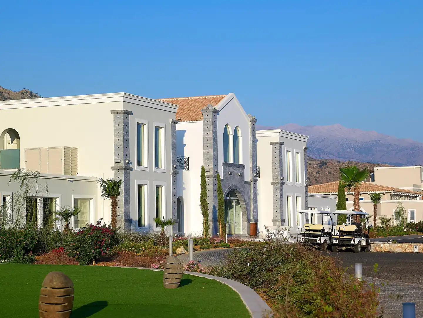 Anemos Luxury Grand Resort Aussenansicht