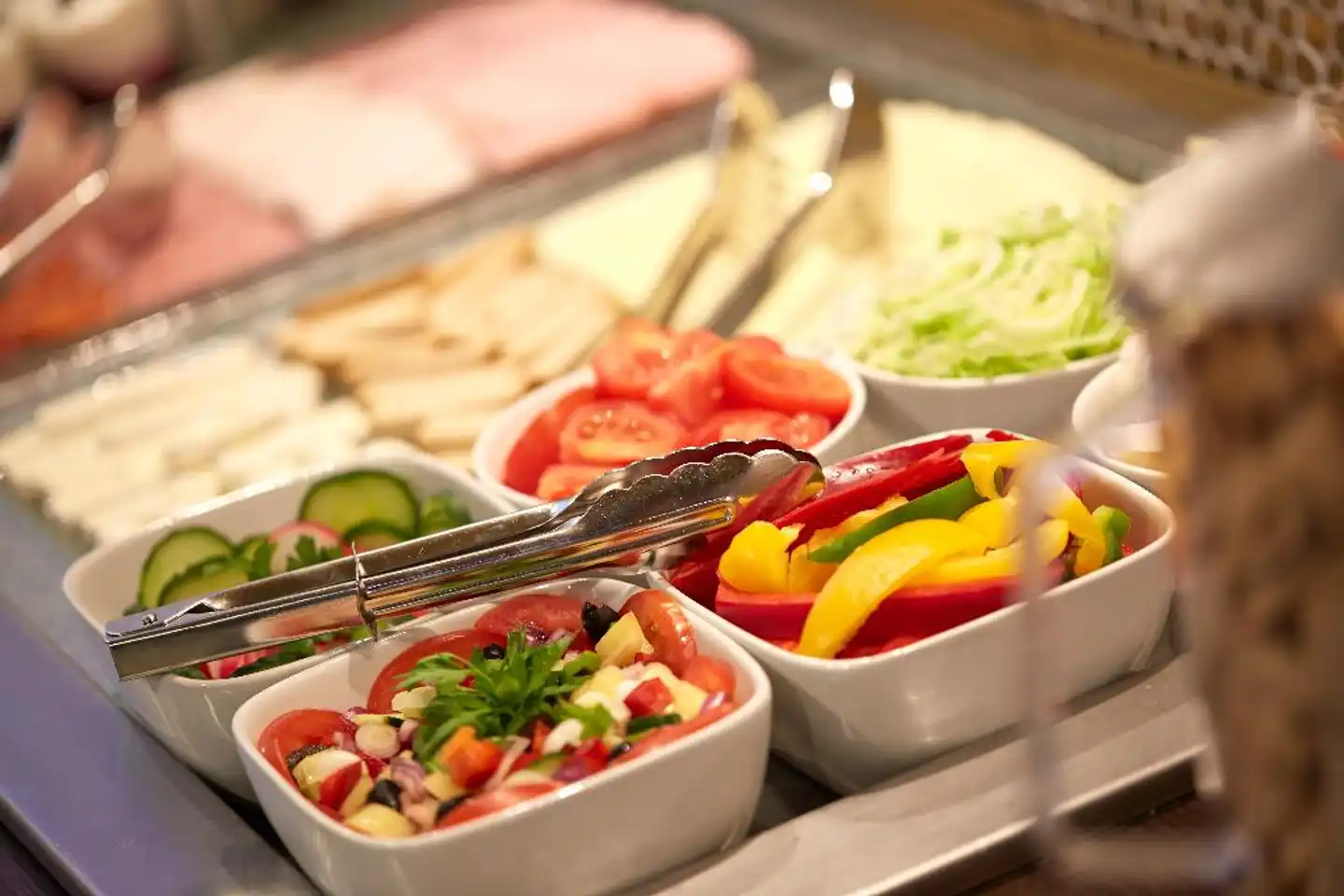 12 Revay Hotel Restaurant