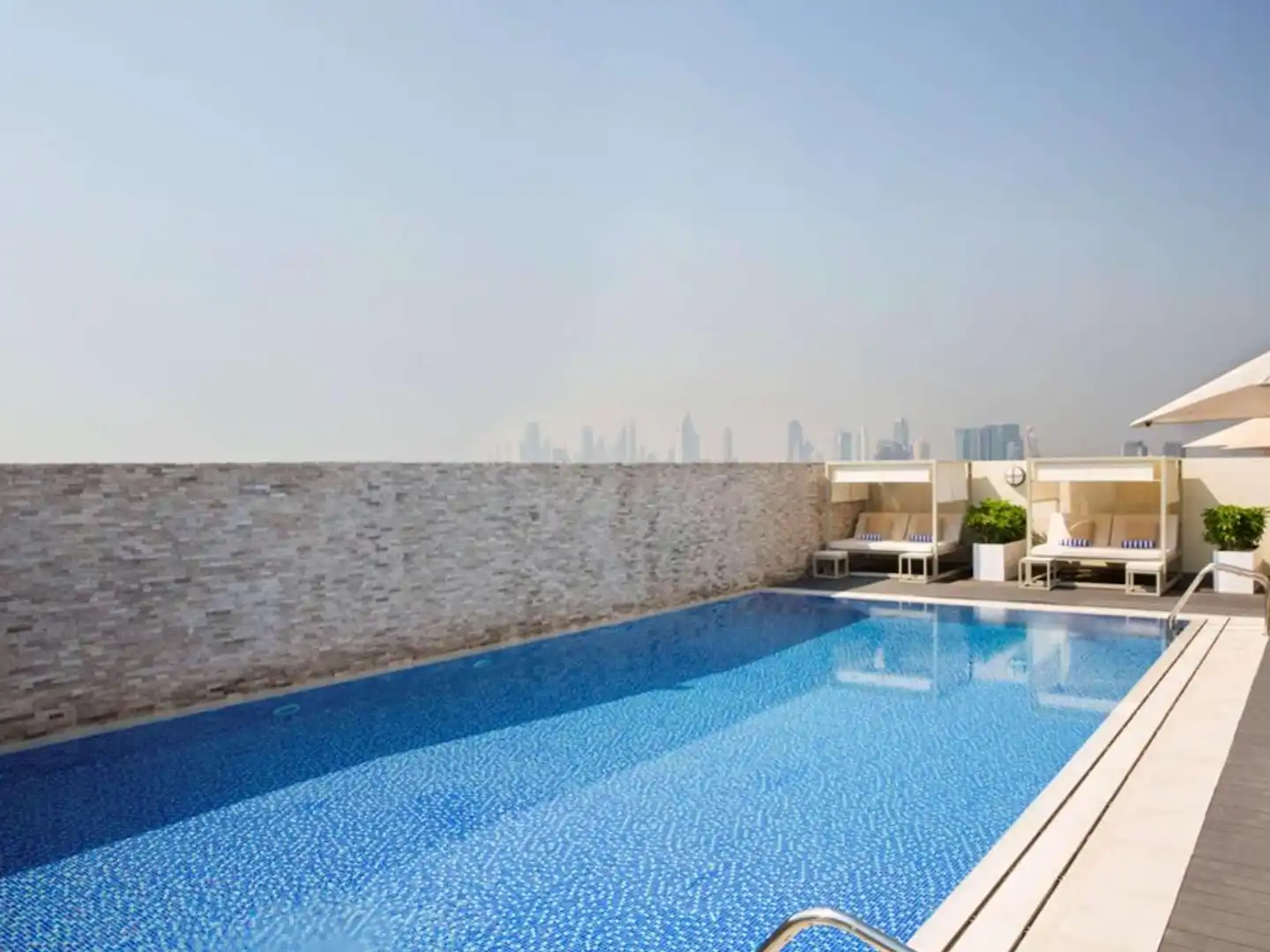 Novotel Bur Dubai Hotel Pool