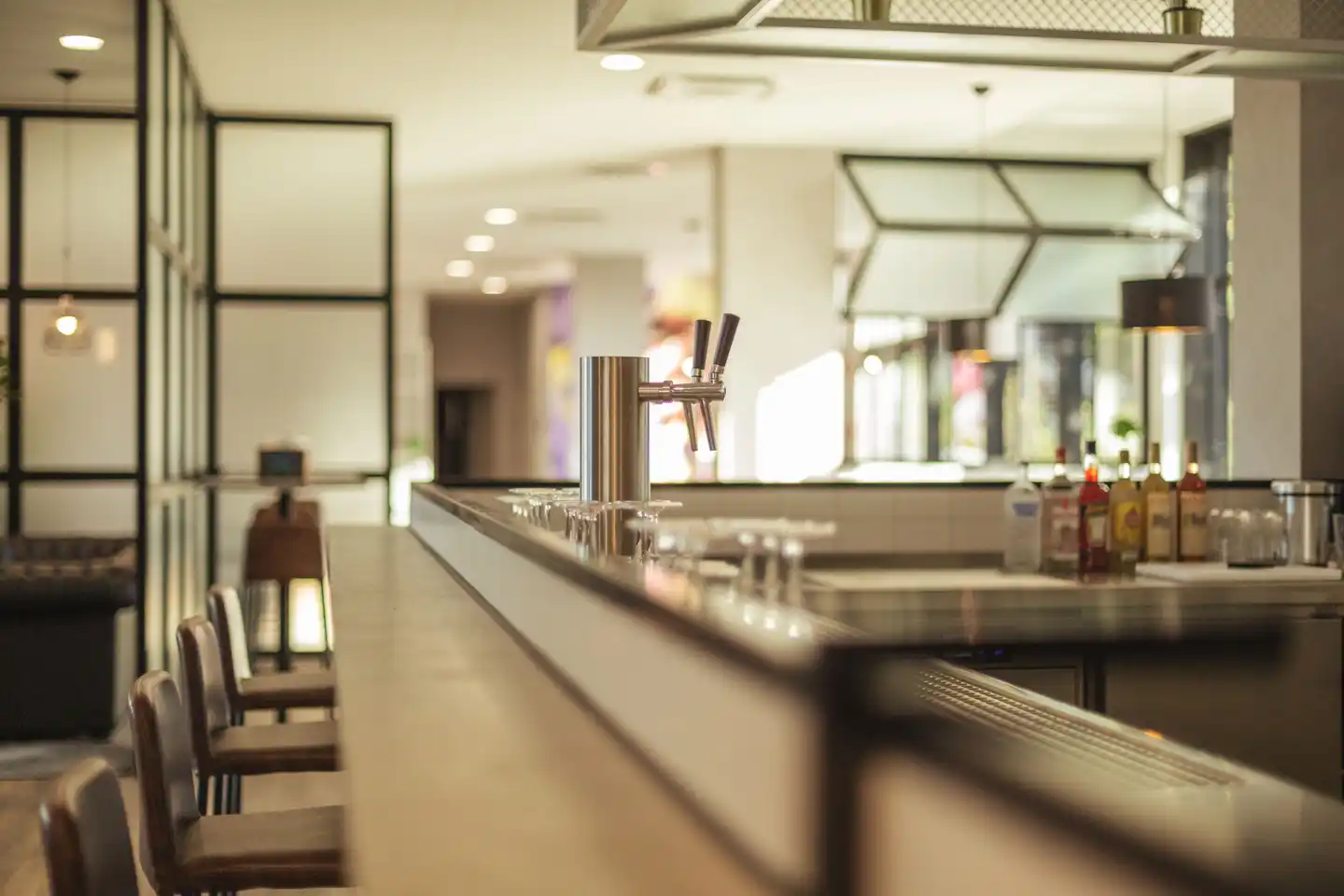 the niu Leo Lobby