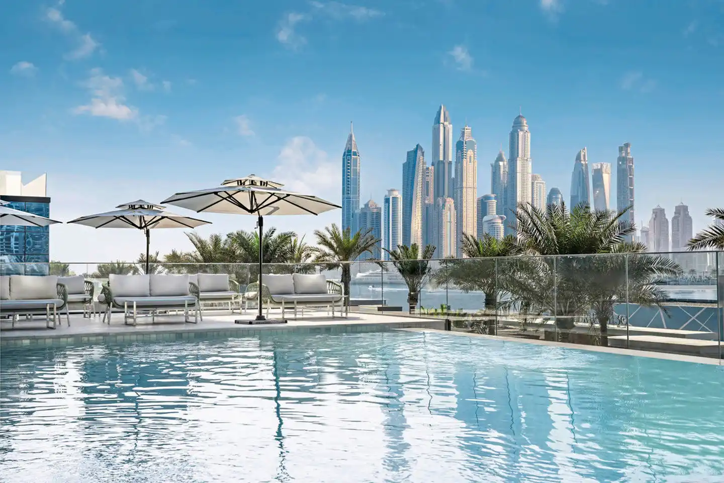 Radisson Beach Resort Palm Jumeirah Pool