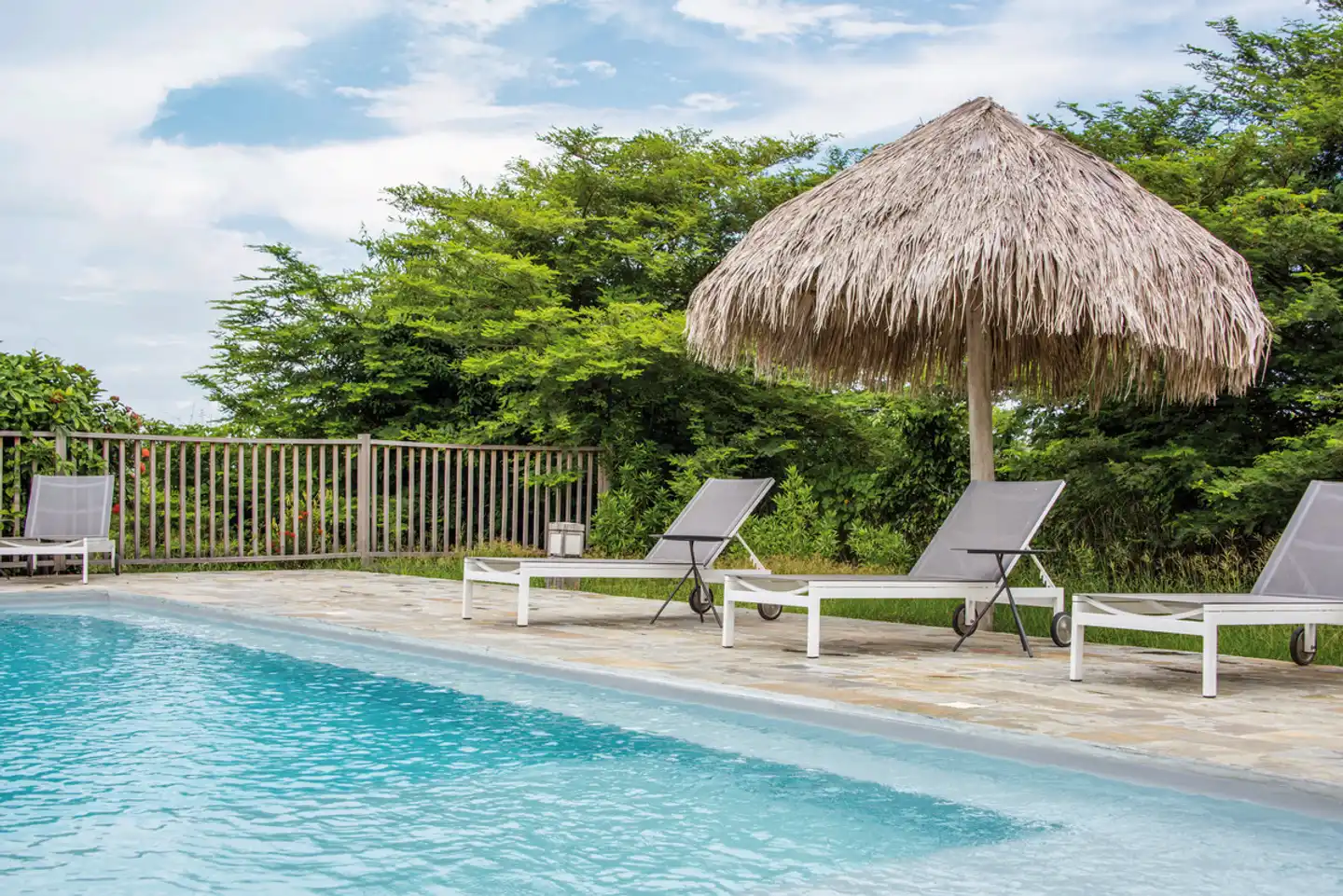 Plein Soleil Pool