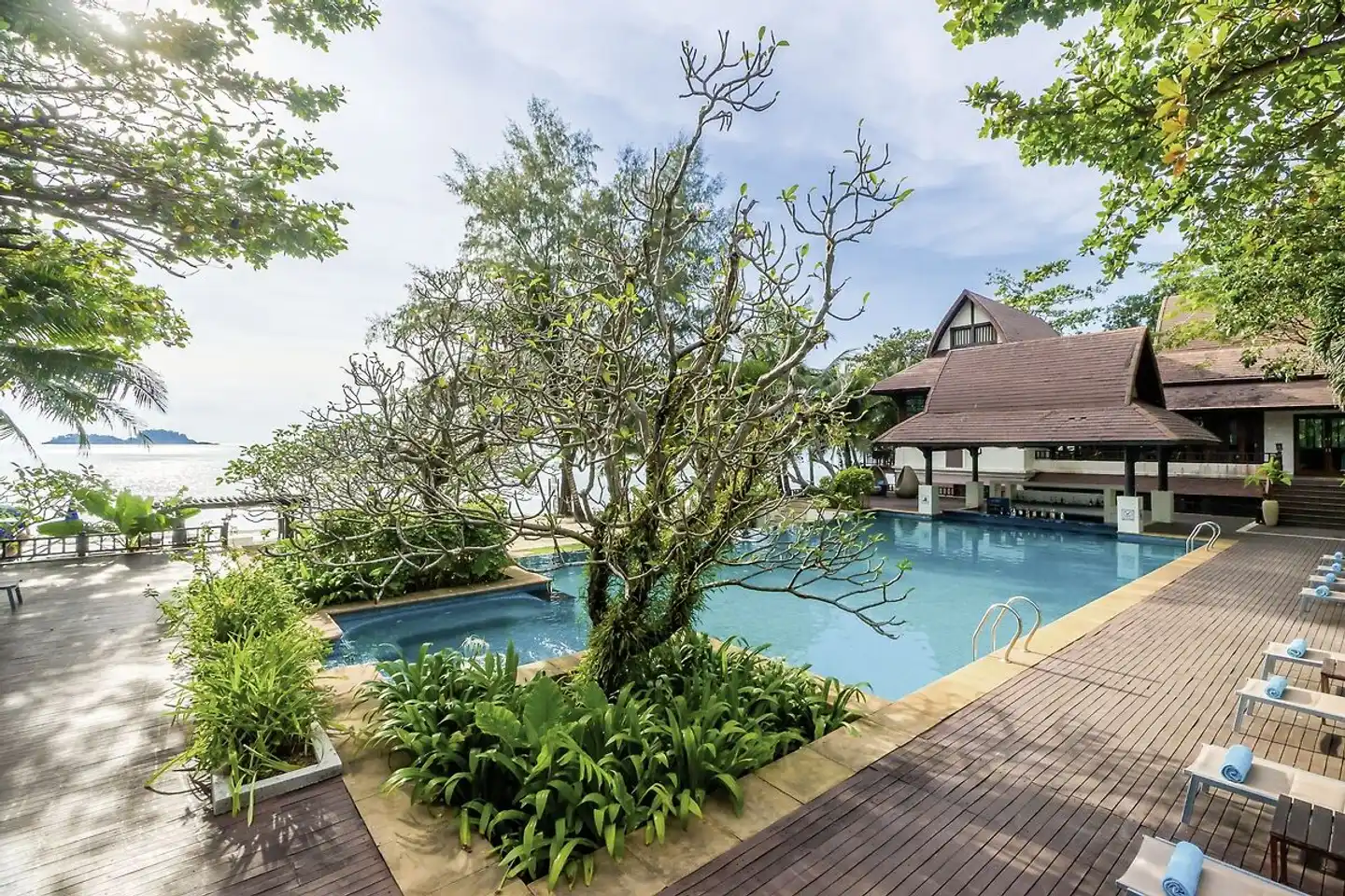 Barali Beach Resort & Spa Pool