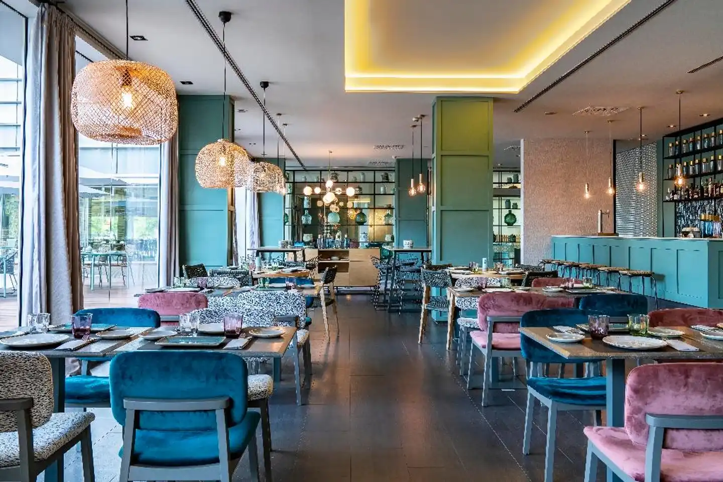 Vincci Maritimo Restaurant
