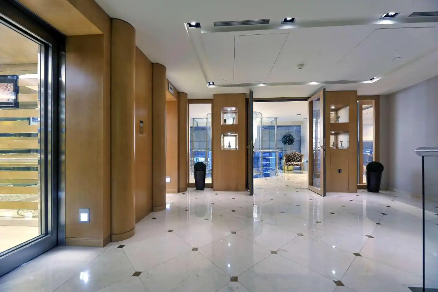 Meliá Athens Lobby