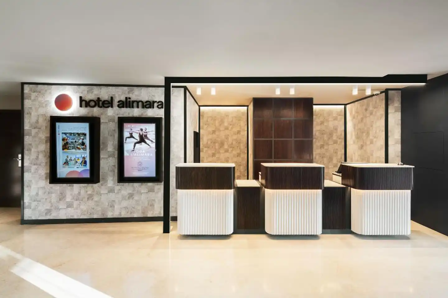 Alimara Modellaufnahme