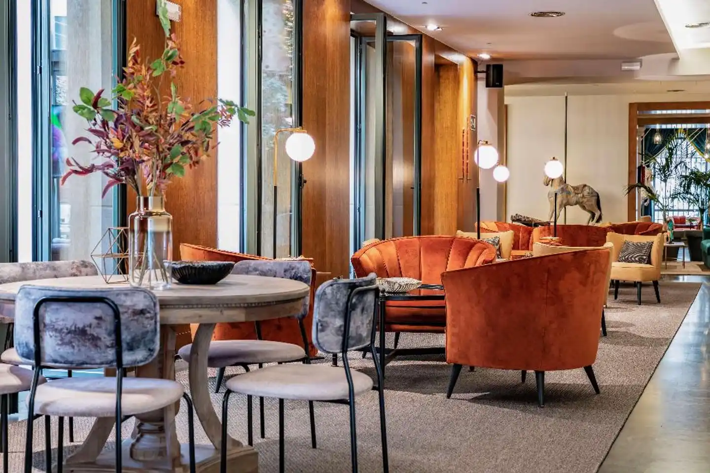 Vincci Soho Lobby