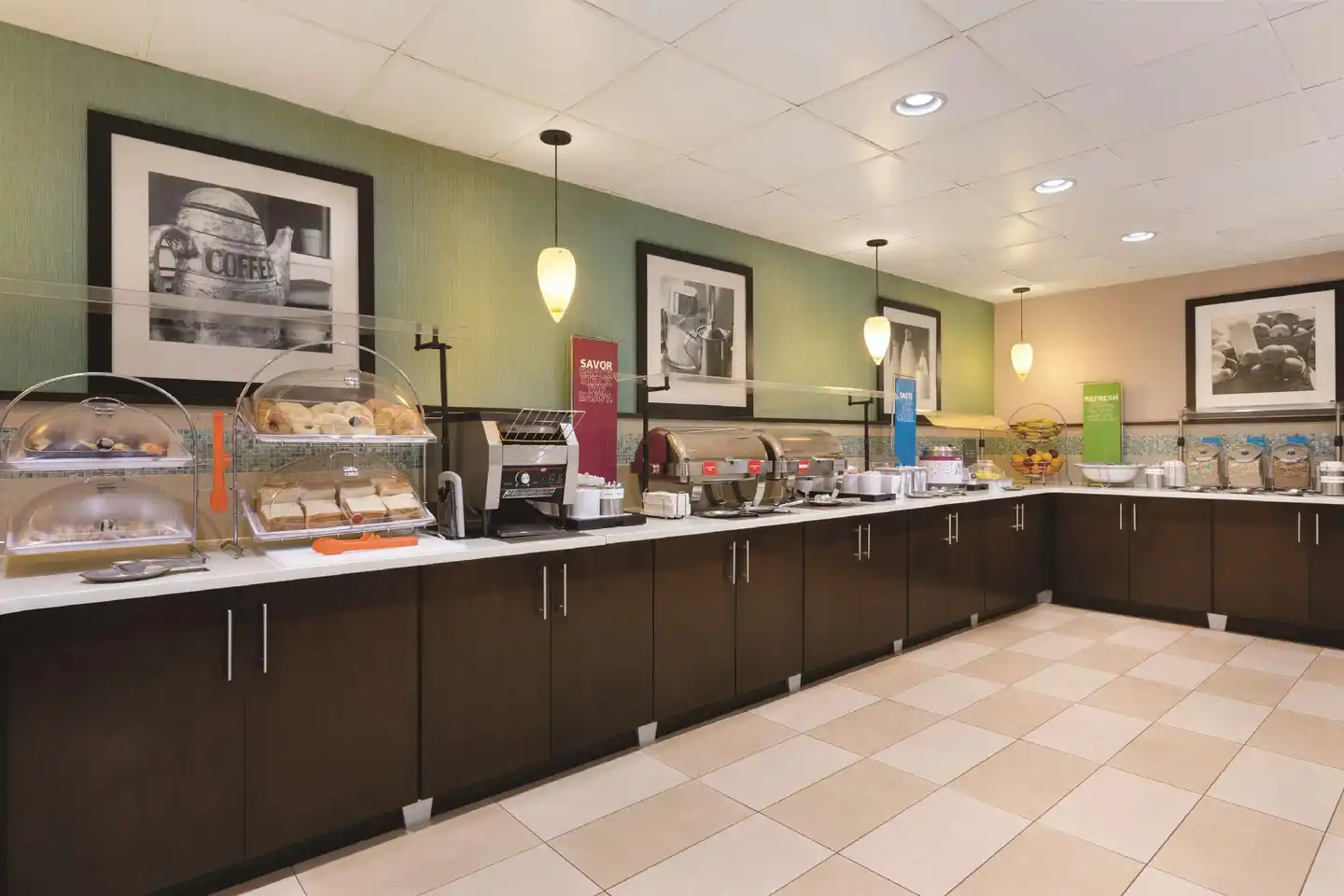 Hampton Inn Orlando International Drive/Convention Center Restaurant