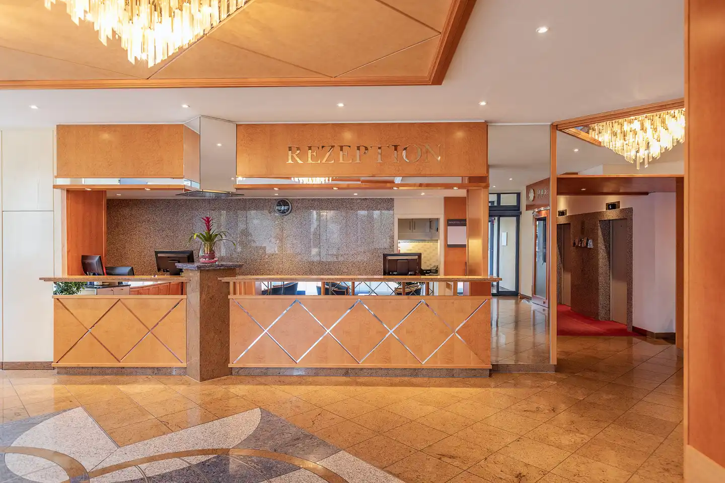 NH Ingolstadt Lobby