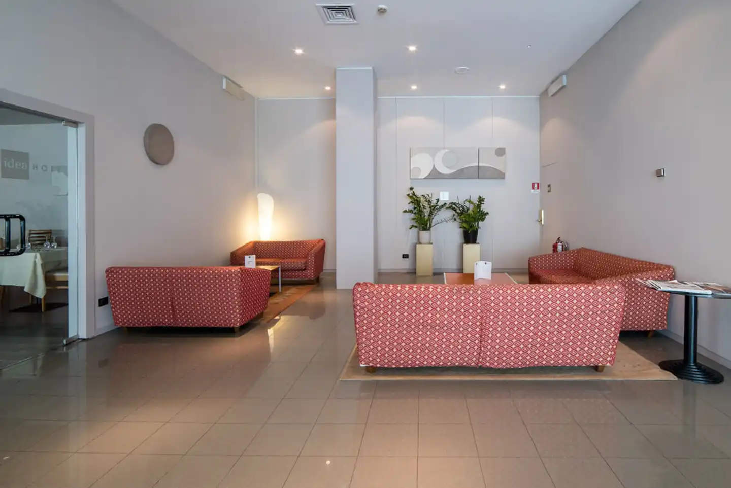 Idea Hotel Piacenza Lobby