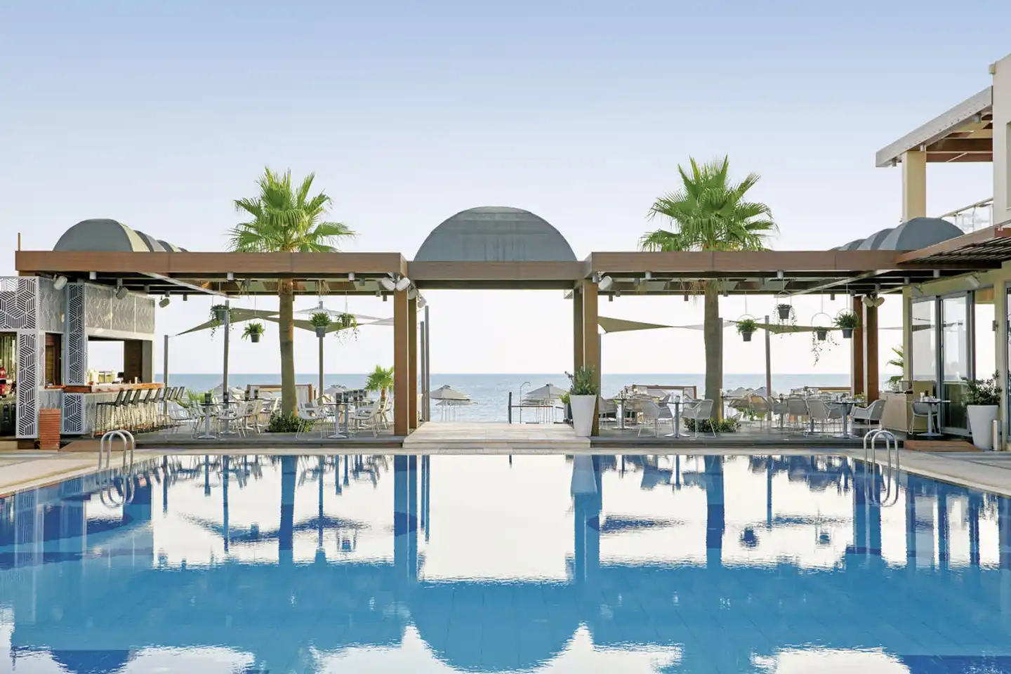 Minoa Palace Resort Pool
