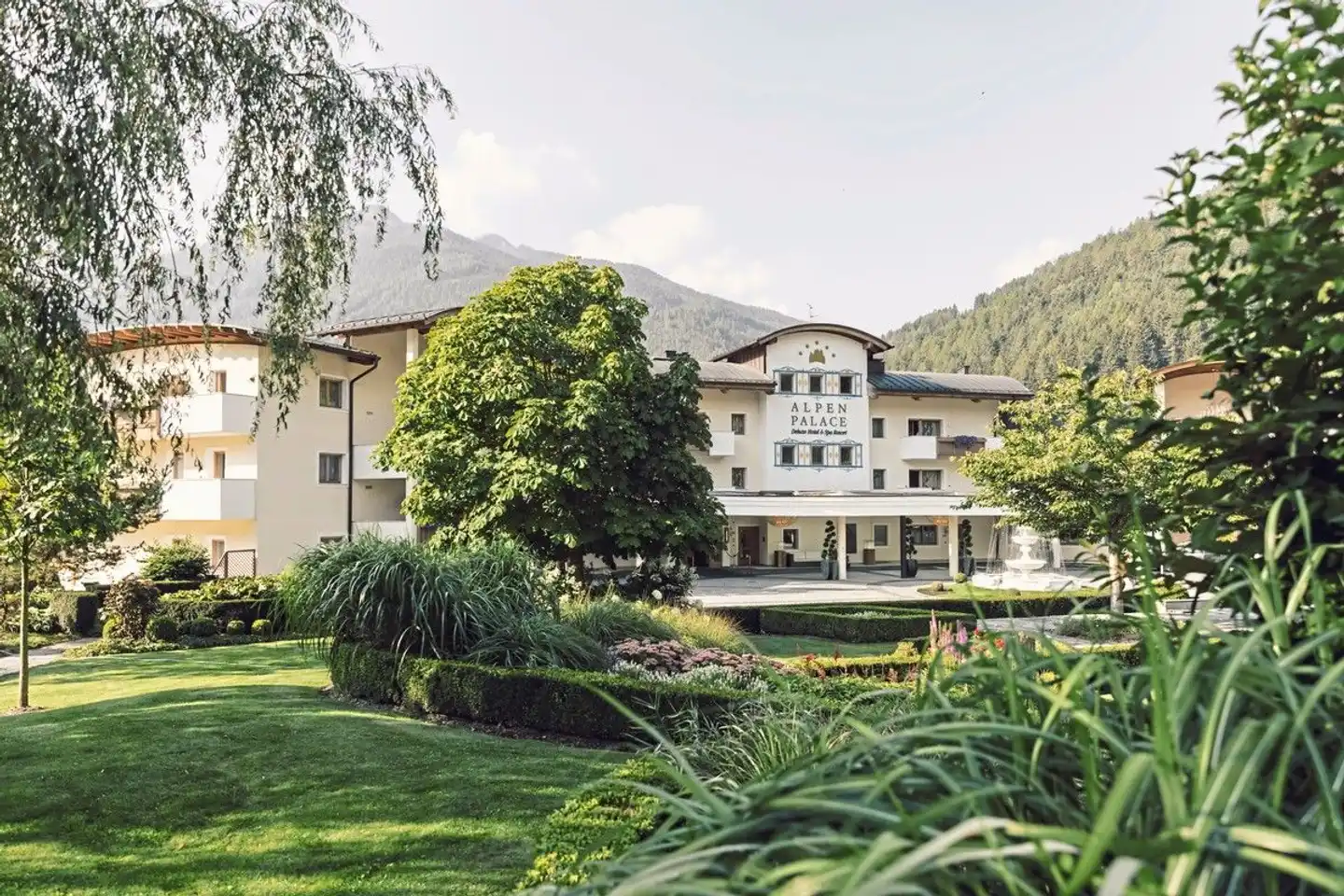Alpenpalace Deluxe Hotel & Spa Aussenansicht