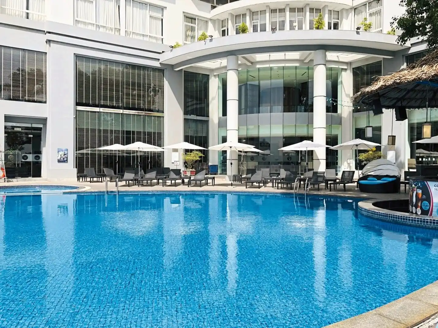 Novotel Halong Bay Pool