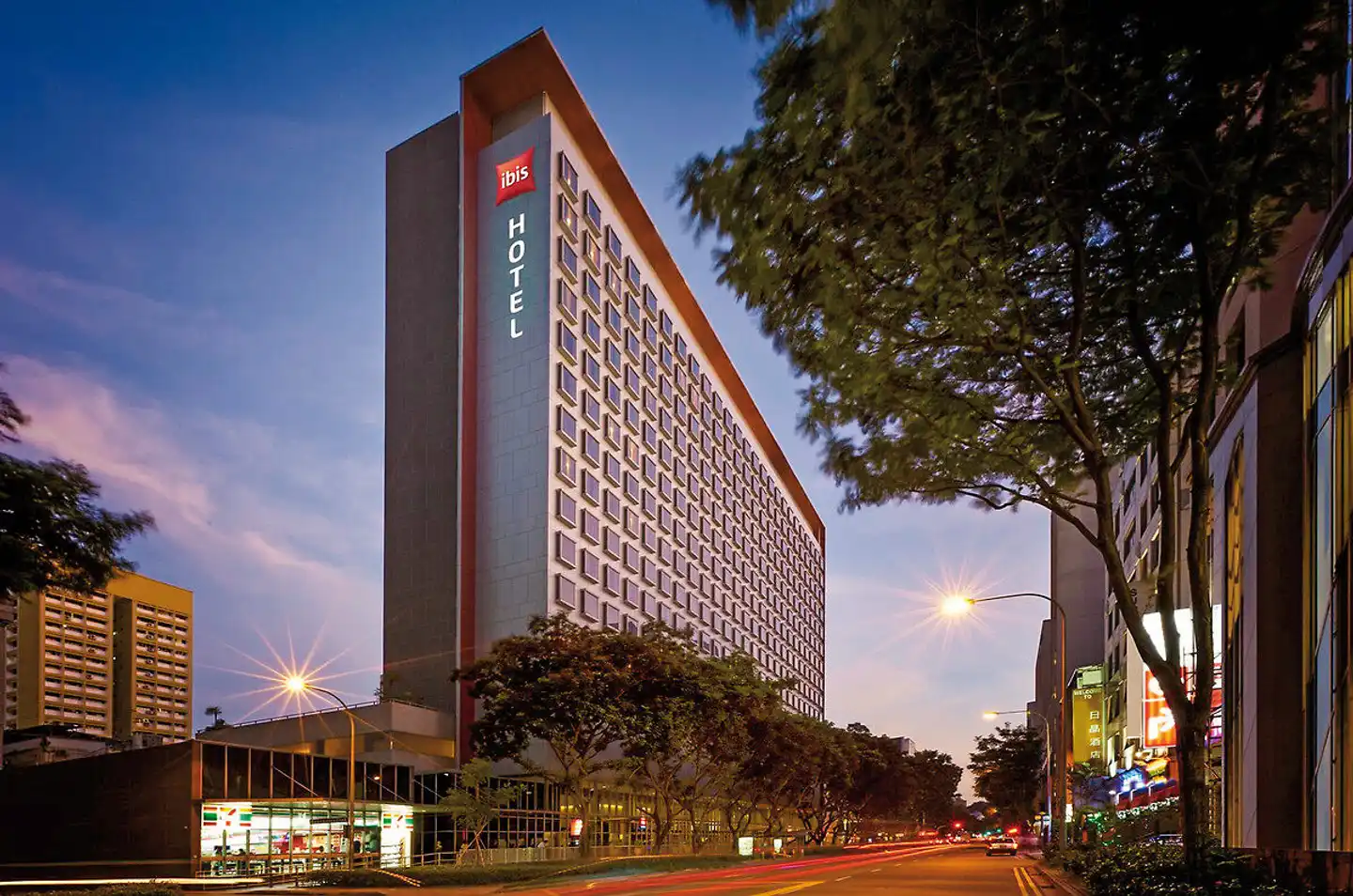 Ibis Singapore on Bencoolen Aussenansicht