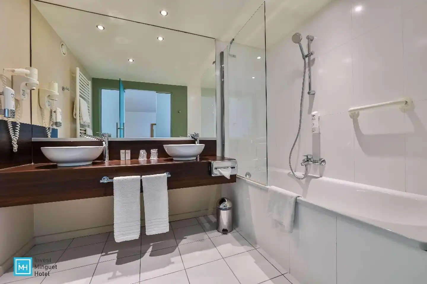 Husa De La Couronne Liege Badezimmer