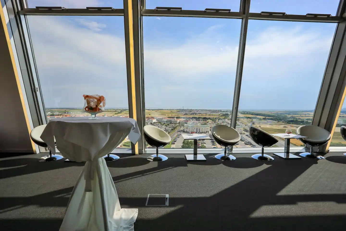 Pannonia Tower Hotel Restaurant